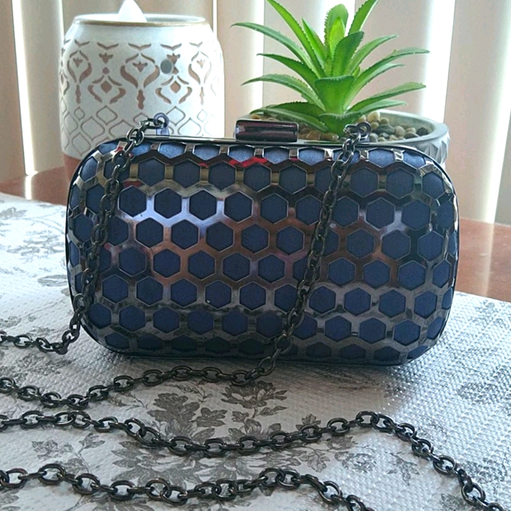 Dark blue clutch 🛍️ purse!!
